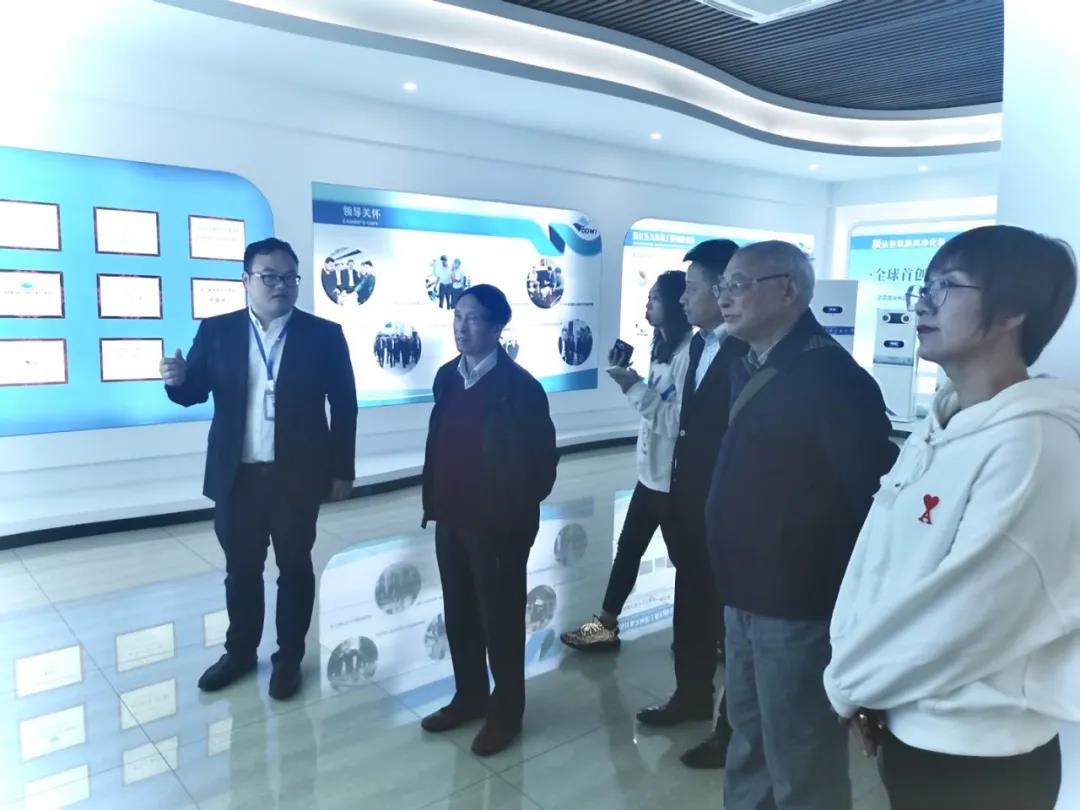 中國質(zhì)量檢驗(yàn)協(xié)會(huì)凈水設(shè)備專業(yè)委員會(huì)領(lǐng)導(dǎo)蒞臨公司調(diào)研